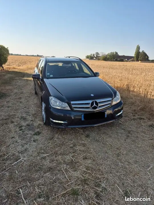 Mercedes-Benz C-Class 2014 photo 2