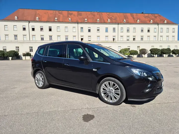Opel Zafira Tourer