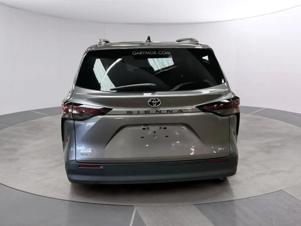 Toyota Sienna 2026 photo 4