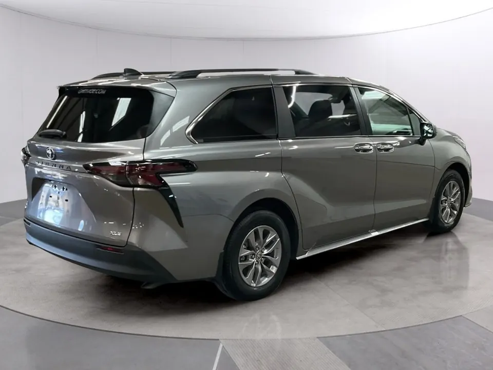 Toyota Sienna 2026 photo 5