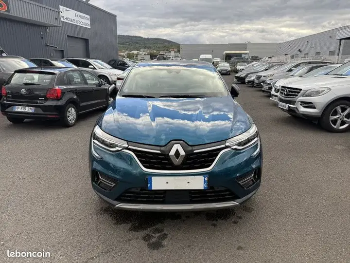 Renault Arkana 2023 photo 2
