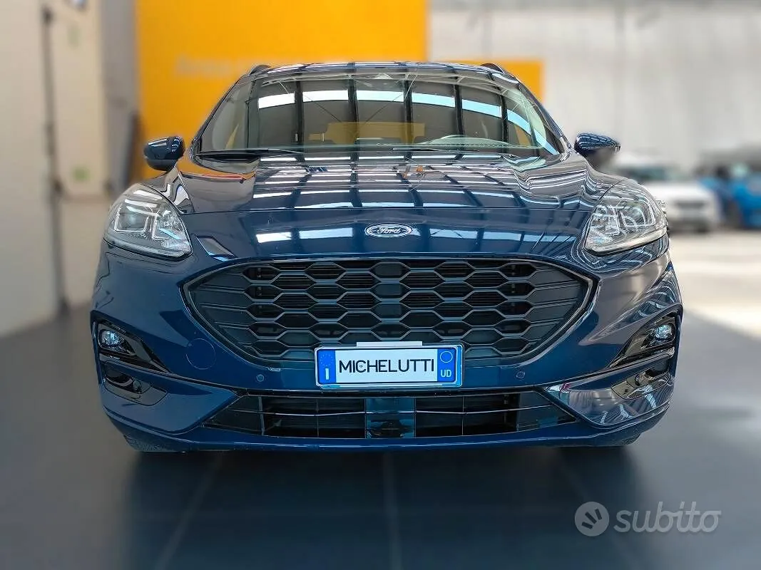 Ford Kuga 2023 photo 2