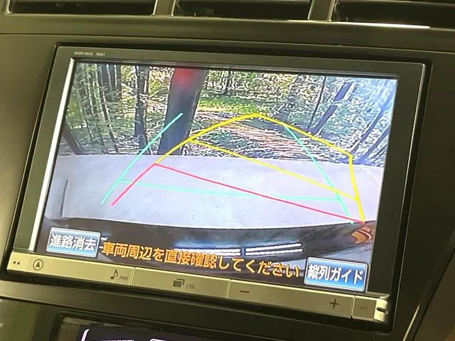 Toyota Priusα 2013 photo 4