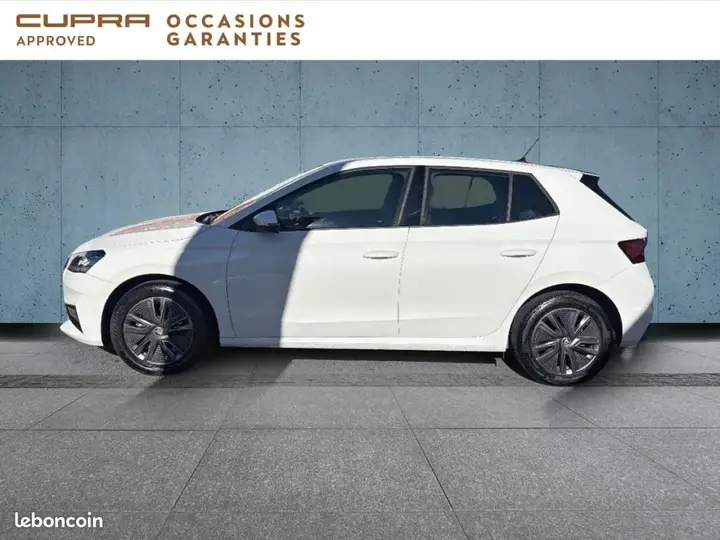 Skoda Fabia 2022 photo 2