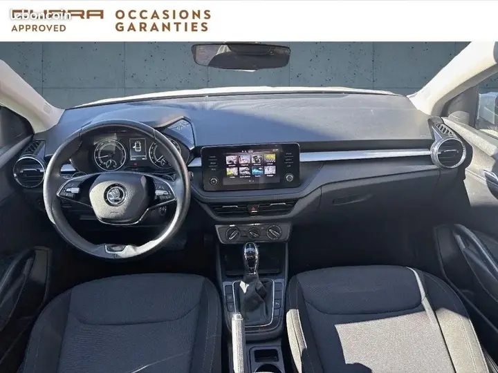 Skoda Fabia 2022 photo 3