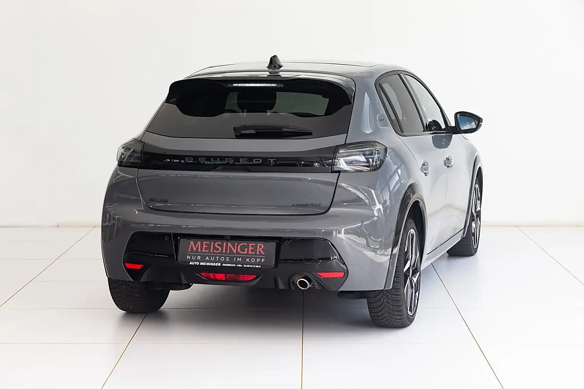 Peugeot 208 2025 photo 3