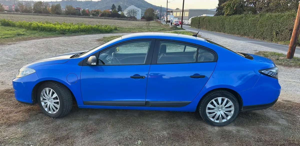 Renault Fluence 2012 photo 3