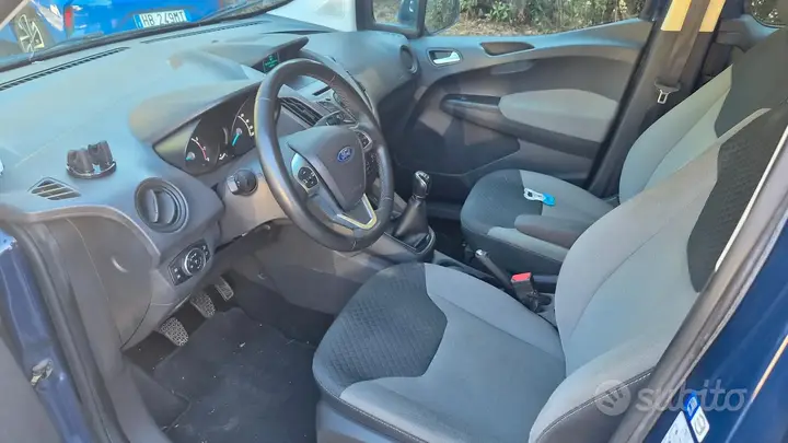 Ford Tourneo Courier 2016 photo 5