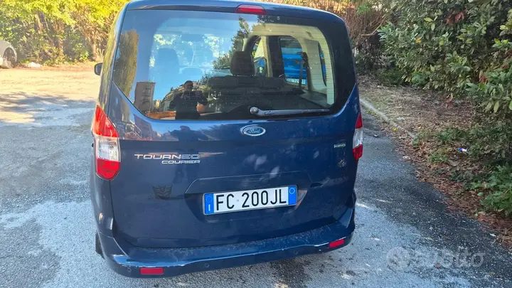 Ford Tourneo Courier 2016 photo 4