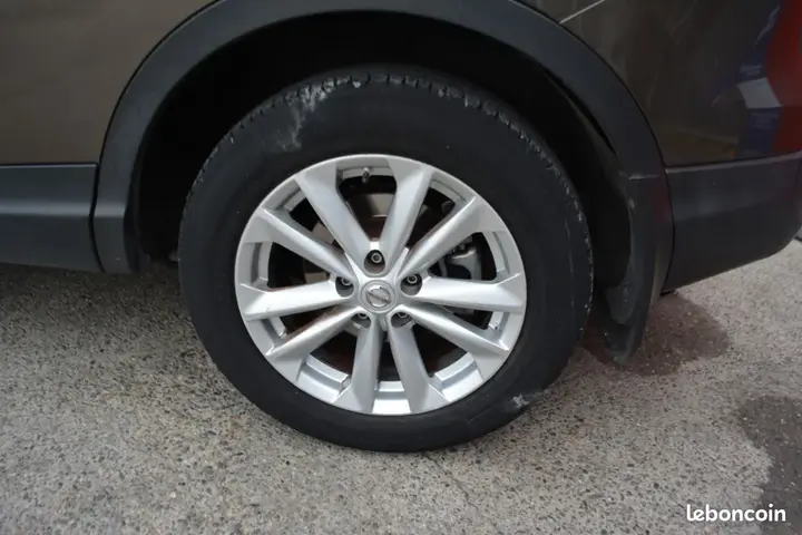 Nissan Qashqai 2014 photo 3