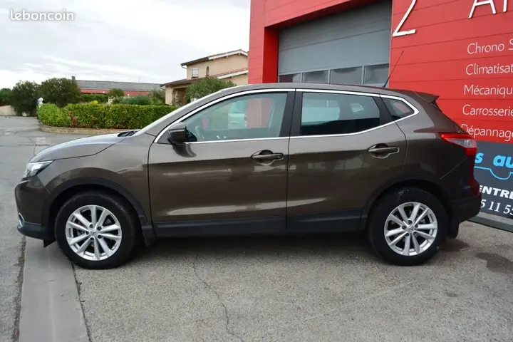 Nissan Qashqai 2014 photo 2