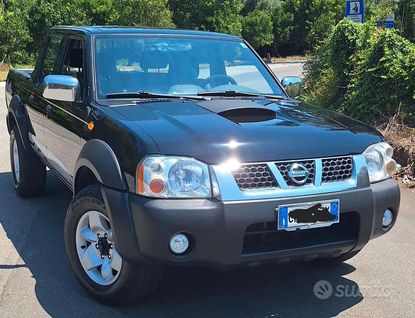 Nissan Navara 2005 photo 2