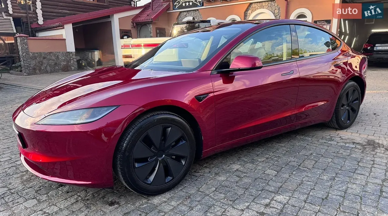 Tesla Model 3 2025 photo 5