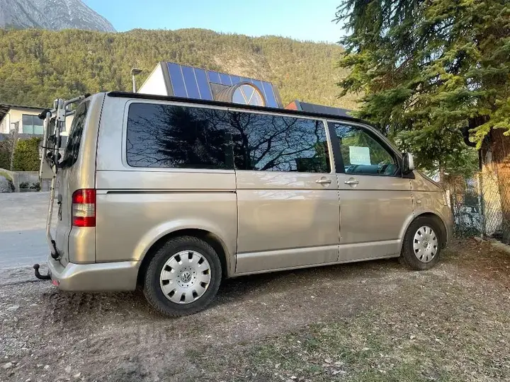 Volkswagen Caravelle 2007 photo 2