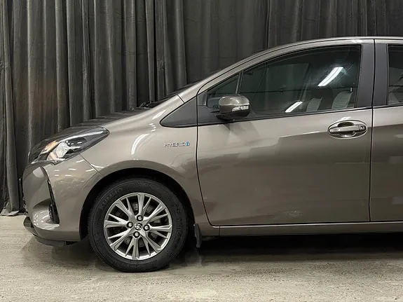 Toyota Yaris 2018 photo 3