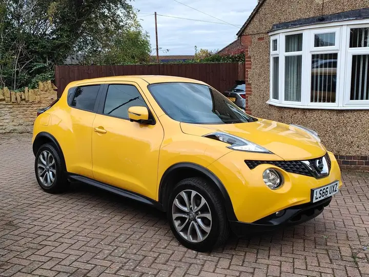 Nissan Juke 2016 photo 2