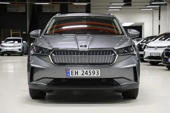 Skoda Enyaq 2023 photo 3
