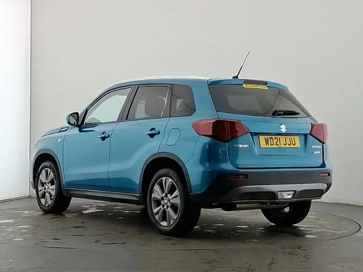 Suzuki Vitara 2021 photo 2