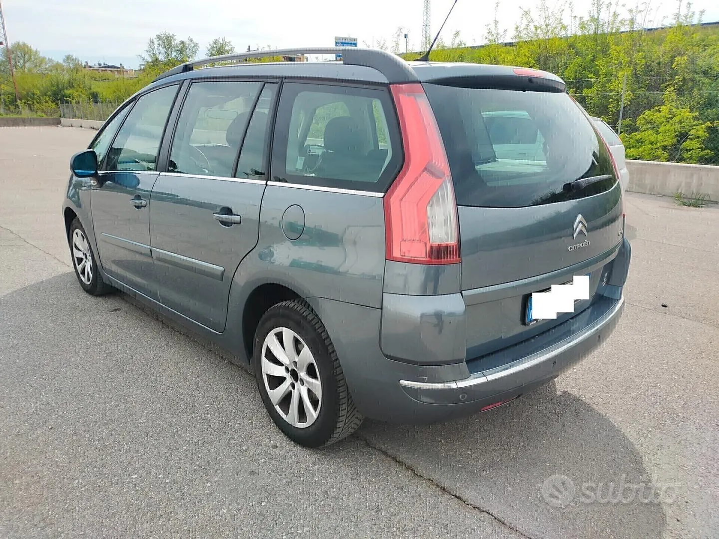 Citroen Grand C4 Picasso 2011 photo 5