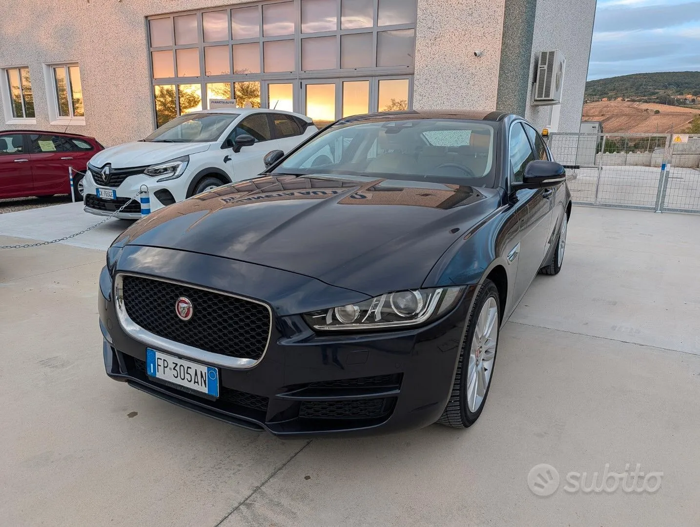 Jaguar Xe