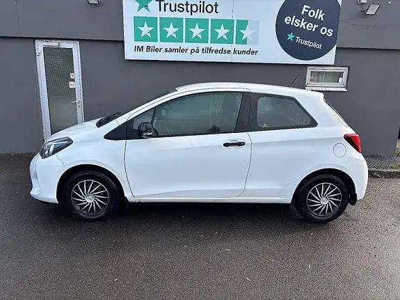 Toyota Yaris 2014 photo 5