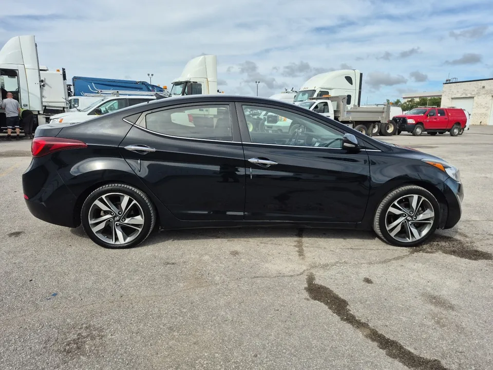 Hyundai Elantra 2015 photo 4