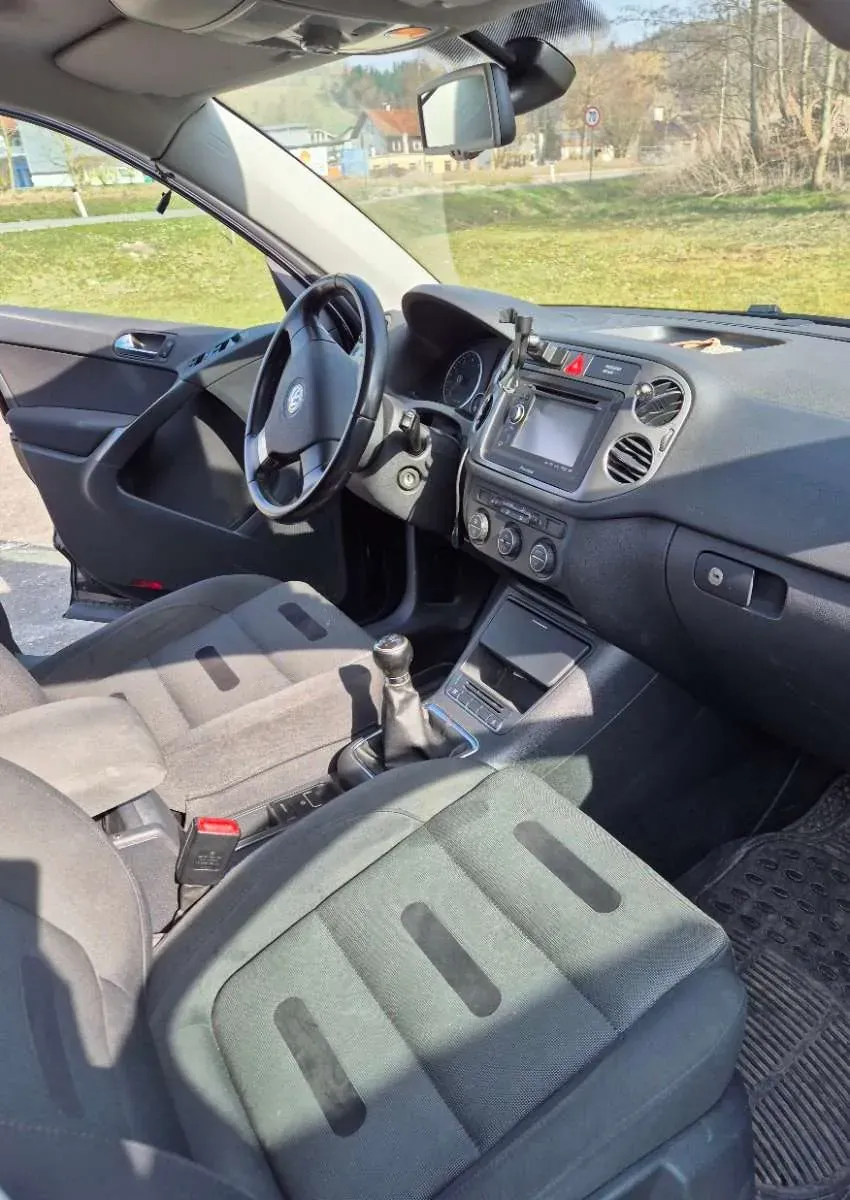 Volkswagen Tiguan 2009 photo 3