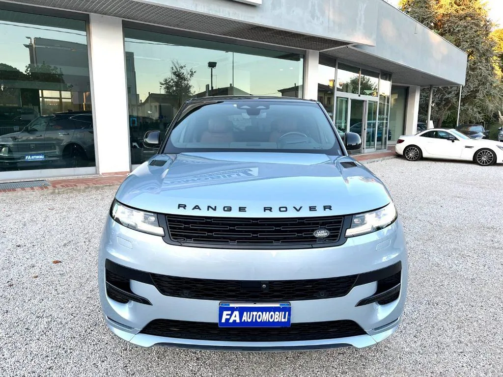 Land Rover Range Rover Sport 2023 photo 3