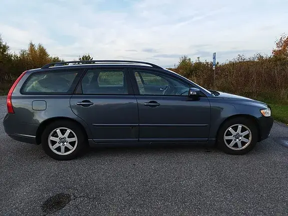 Volvo V50 2009 photo 3