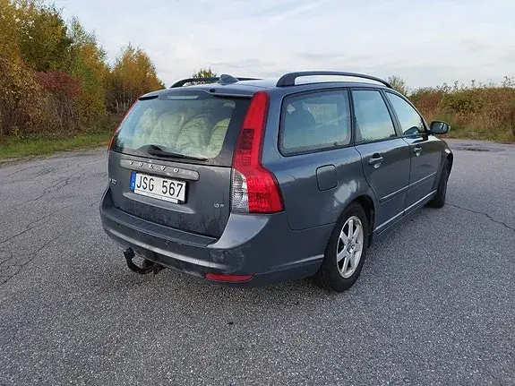 Volvo V50 2009 photo 5