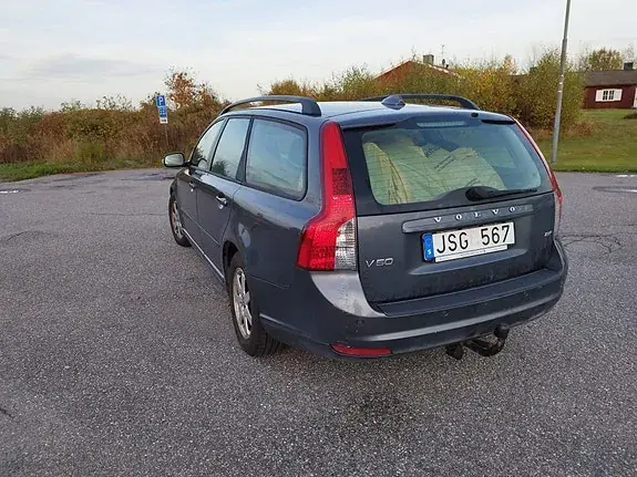 Volvo V50 2009 photo 4