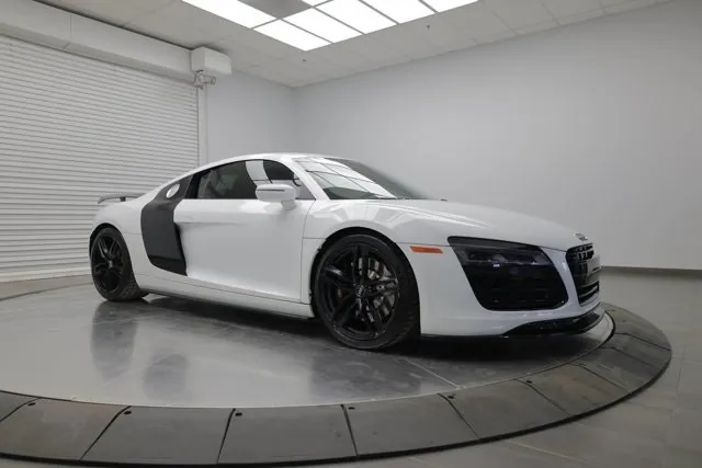 Audi R8