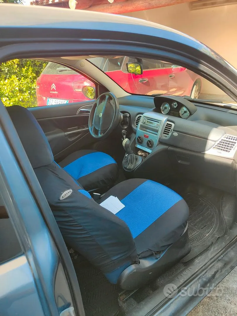 Lancia Ypsilon 2009 photo 2
