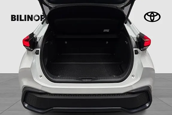 Toyota C-Hr 2025 photo 4