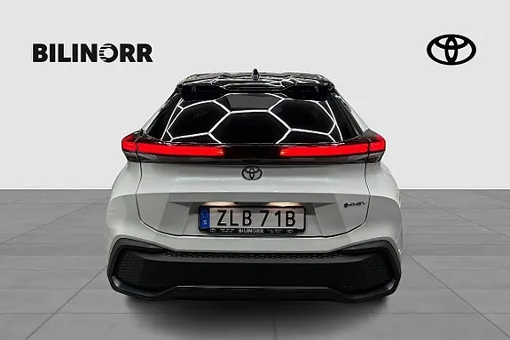 Toyota C-Hr 2025 photo 3
