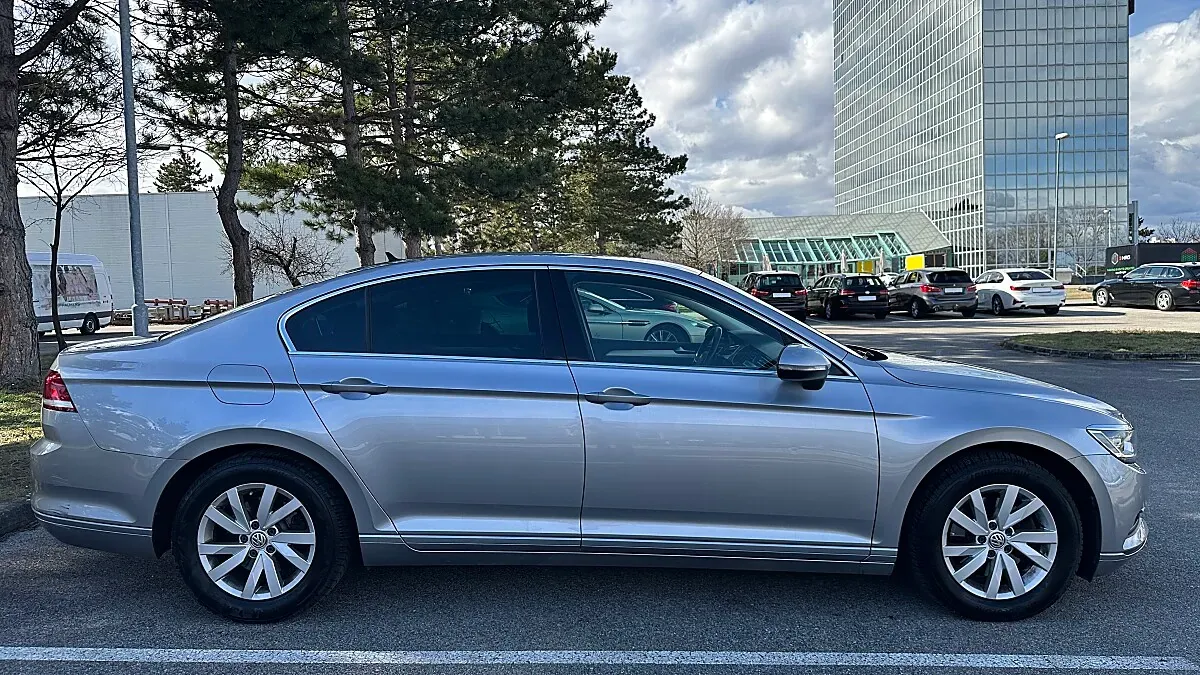 Volkswagen Passat 2018 photo 5