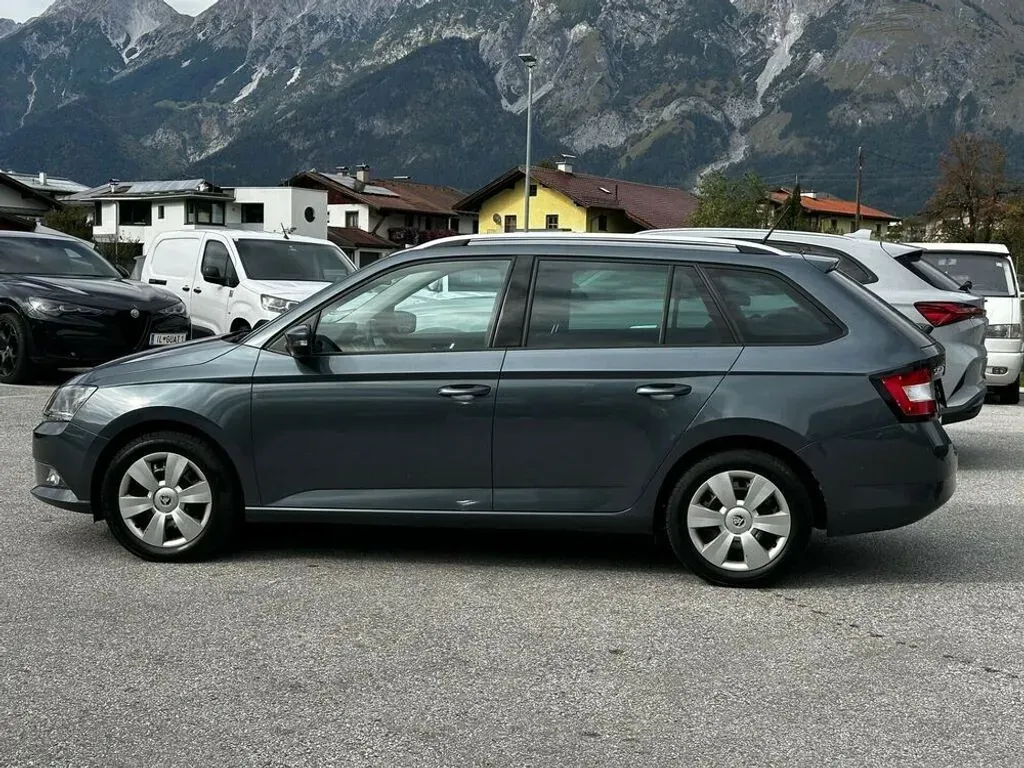 Skoda Fabia 2015 photo 3