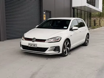 Volkswagen Golf 2017 photo 2