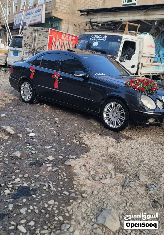 Mercedes-Benz E-Class 2009 photo 2