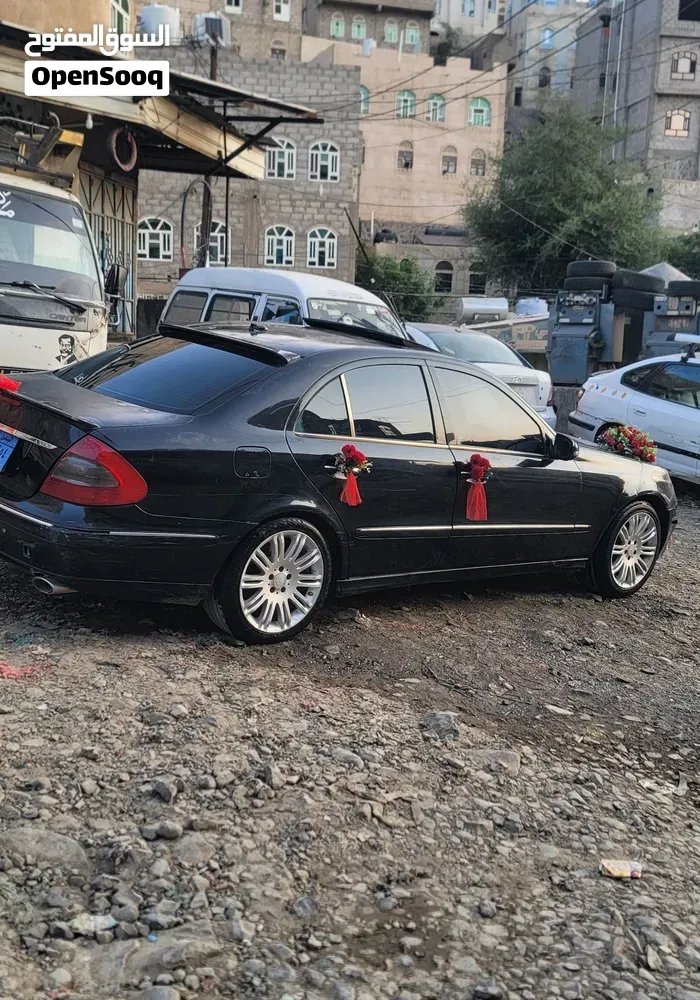 Mercedes-Benz E-Class 2009 photo 3