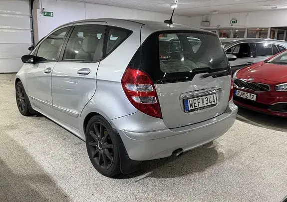 Mercedes-Benz A 200 2005 photo 3