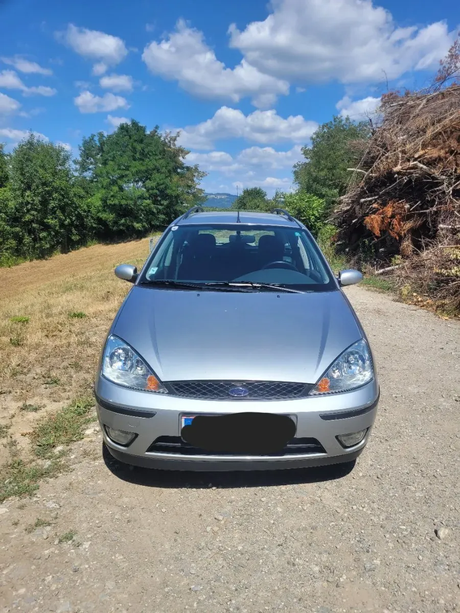 Ford Focus 2003 photo 2