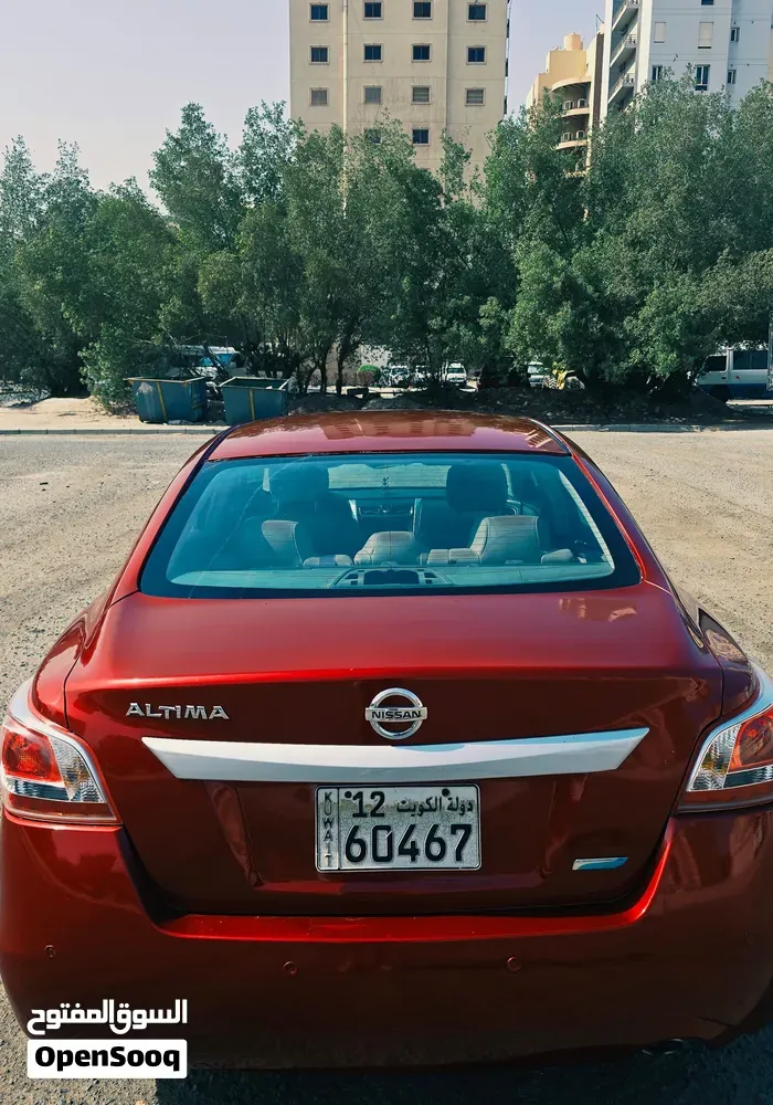 Nissan Altima 2013 photo 4