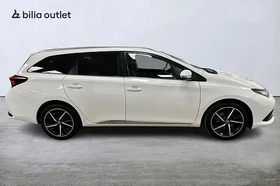 Toyota Auris 2017 photo 5