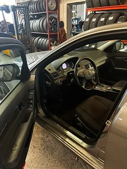 Mercedes-Benz C 200 D 2008 photo 5