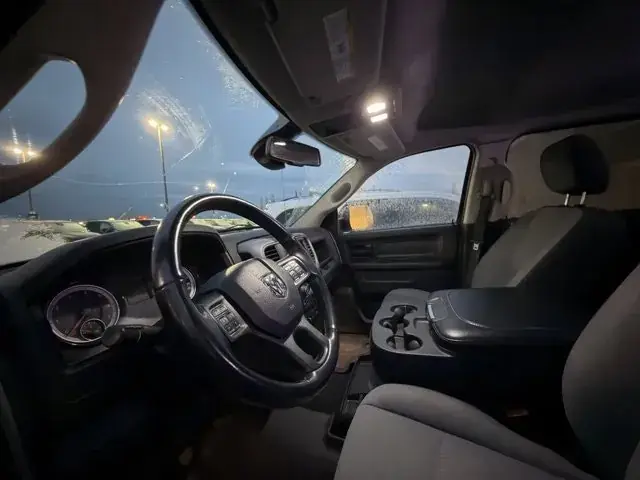 Ram 1500 Classic 2022 photo 4