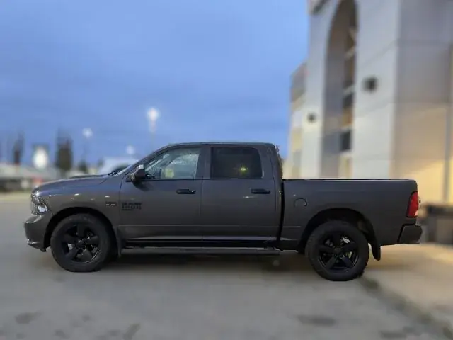 Ram 1500 Classic 2022 photo 2