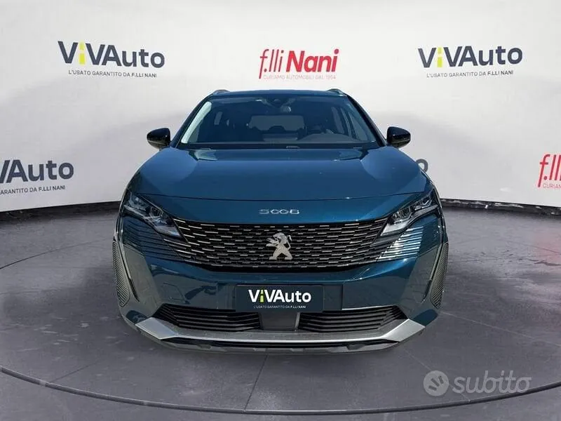 Peugeot 5008 2022 photo 3