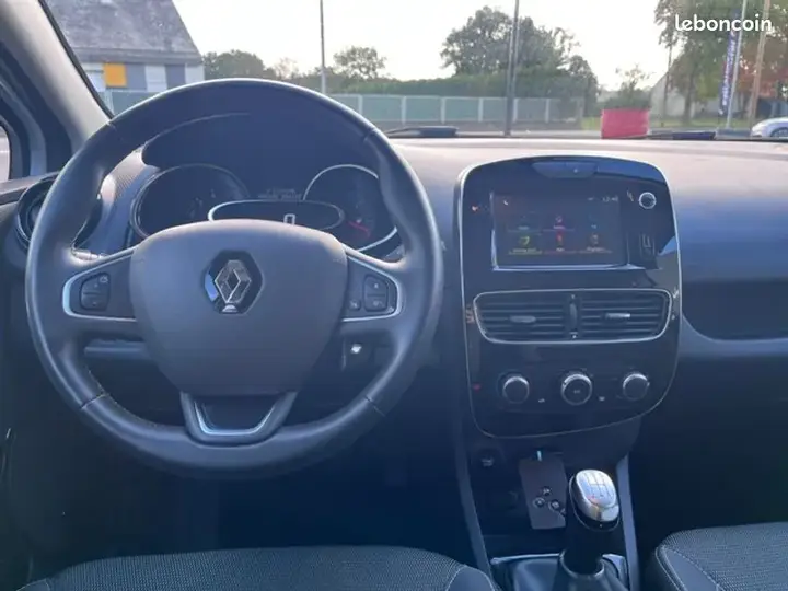 Renault Clio 2019 photo 5