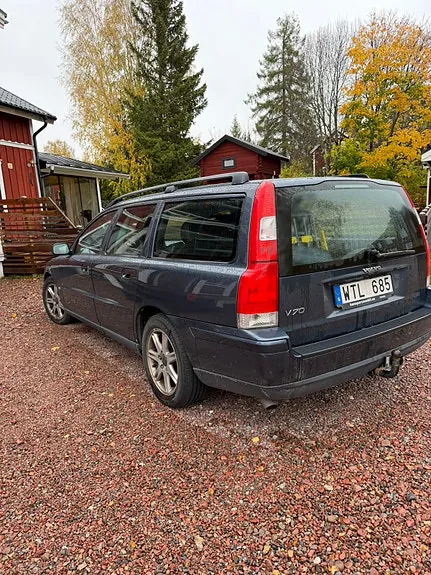 Volvo V70 2005 photo 2